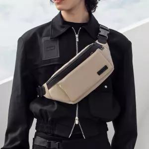 [맨백] 남자 슬링백 여행용 미니백 크로스 가방 ATH655D