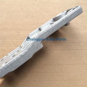 라디에이터 하부 마운트 고무 부싱 브래킷 홀더 크루즈 아스트라 J 자피라 카스카다 베라노호환  OEM 13300