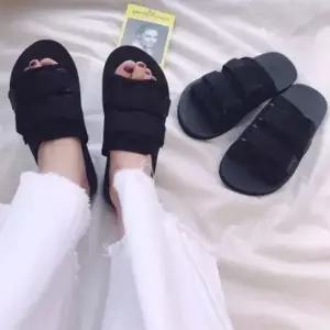 [하프클럽/]남녀공용 커플슬리퍼 찍찍이 더블 스트랩 슬리퍼 블랙