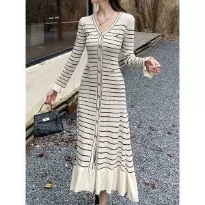 [하프클럽/] 스트라이프골지프릴원피스_B5W0186