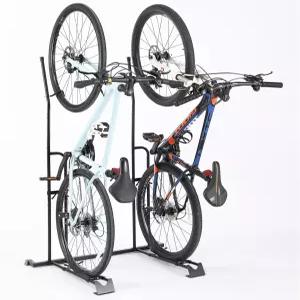 월통 수직 자전거 거치대 2대의 직립형 및 수평형 바닥용 실내 보관소.