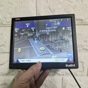 중고 이도 블루버드 BN8080 지니 3D맵 8인치 16GB 내비게이션