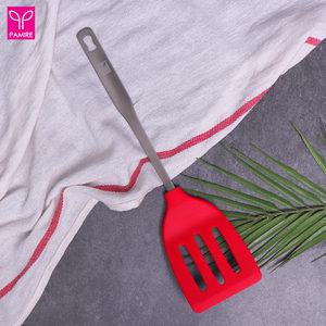 파미레 실리콘 뒤집개 레드 대일코리아