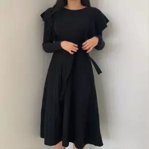 [휴드]케이퍼 니트 프릴리 원피스 2color