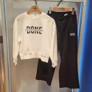 [에스핏]에스핏 HC22 루즈맨투맨 와이드 세트 sjz101fktr04 (31777242)