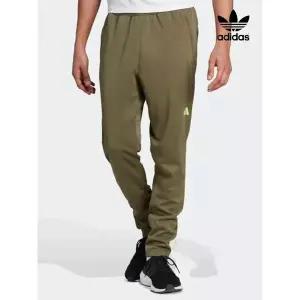 [하프클럽/아디다스]adidas 트레인 에센셜 트레이닝팬츠 _IJ9611