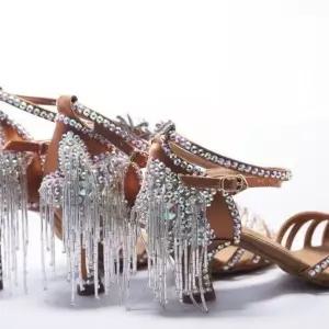 라틴댄스화 라인 화려한 라인댄스화 댄스화 큐빅 스포츠