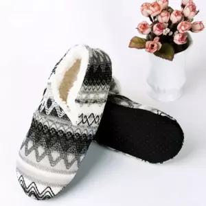 방한 실내용신발 에스닉 샌들 덧신 털 기모 겨울보온슬리퍼 푹신한 굿즈트리 털화 에스 거실