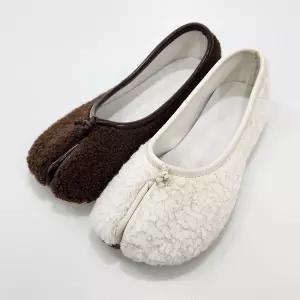 털플랫 겨울 퍼 뽀글이 타비 족발 플랫 슈즈