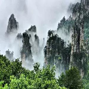 [Semi-프리미엄]장가계/원가계 6일#고속열차 왕복 #천문호선쇼 #대협곡 유리다리+VR #천문산사+귀곡+유리잔도 #전신마사지 #보봉호수VIP #리무진버스#BBQ푸드트럭#포토북#특식4회