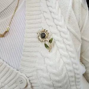 엔틱 골드 해바라기 브로치 행운 빈티지 코사지부모님선물 용뱃지 틱브로치 옷핀 패션 꽃브로치 선물용