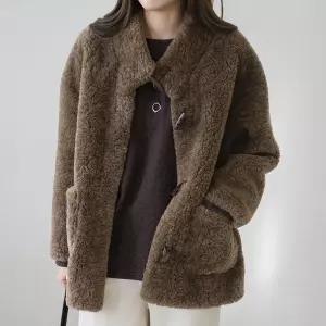 [마담4060]엄마옷 마담4060 모던베이직 벨론토글무스탕양털 데일리 여성 자켓-RJK2601001-
