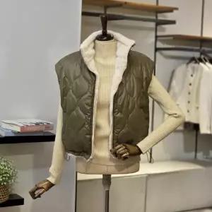 [반에이크]VB5ZVTM305Z_리버시블 퍼 패딩조끼