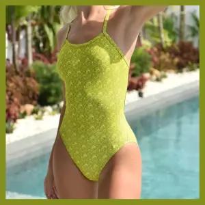 여행 모노키니 예쁜수영복 브랜드 네온연두 옐로우 플라워 데이지 귀여운수영복 모노키니 러블리