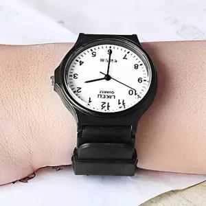 수능 무소음 손목시계 시험용 생활방수 블랙