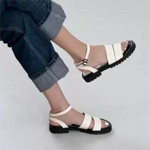 [오노마] ONM 볼드스트랩 여름샌들 플랫 발목스트랩 데일리슈즈 (S8532960)