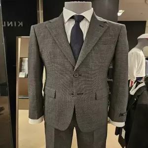 [킨록바이킨록앤더슨](신세계 사우스시티)그레이 윈도우 체크 울혼방 프리미엄 정장(CFS53C2M2)