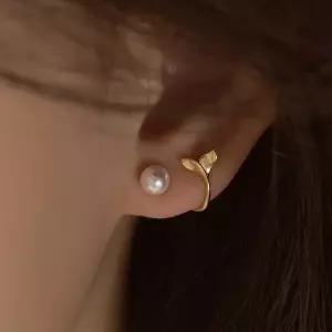 [더블유비엘]14k post 벨루가 고래꼬리 투웨이 진주 귀걸이   (윙블링)