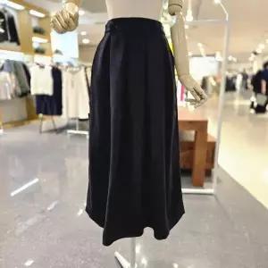 [멜로디가든]M25F9S102_뒷밴딩사이드단추 스커트