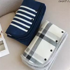 무릎 극세사 담요 따뜻한 휴대용 캠핑 단추형 망토 담요 겨울 스트라이프 아웃도어 오피스 피크닉 블랭킷
