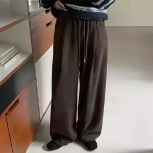 [코코블랑] 커브드 핀턱 와이드 밴딩팬츠