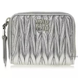 미우미우 마테라쎄 나파 레더 동전 지갑 5MM268 AFPP F0118 530549