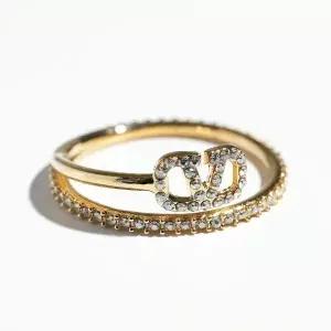 [발렌티노]VALENTINO 발렌티노 V 로고 메탈 & SWAROVSKI 크리스탈 링 (5W0J0X02 YCW MH5 5W2J0X02 MH5)