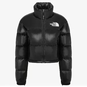 [노스페이스] 매장판 여성 눕시 다운 숏패딩 자켓 블랙 NJ1DR94A