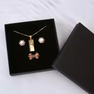 스펀지있는주얼리박스 귀걸이 악세서리 13cmX13cm 프로포즈 목걸이포장박스 (WFJ5LLE)