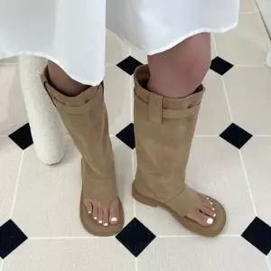 슬라우치 샌들부츠 오픈토 토포스트 플랫 러버아웃솔 5FW (WFKA0Q2)