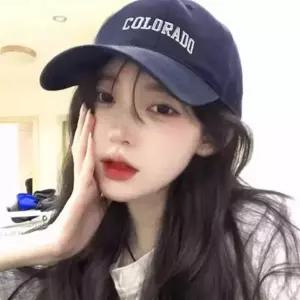 [하프클럽/]여성 모자형 헤어피스 네이비 웨이브 가발 레터링 스타일 헤어