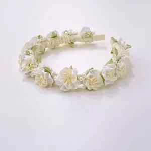 [하프클럽/셀러허브_여성트랜드패션]꽃 머리띠 머리 헤어밴드 액세서리 셀