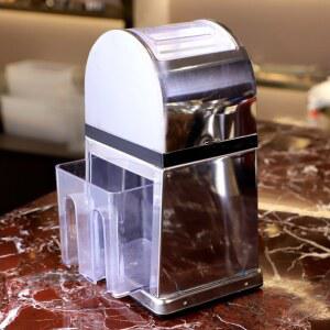 얼음 기계 기구 분쇄 만드는 짜는기구 카페 제조기 팥빙수 빙수 소형 여름 대용량 활동형