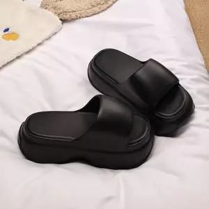 말랑 푹신 통굽 슬리퍼 블랙 EVA 여름 꾸안꾸 샌들 꾸안꾸룩 여자 샌달 여성 바캉스신발 여행 스트랩슈즈