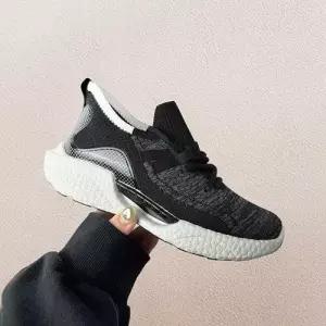 데일리슈즈 스니커즈 인기상품 가벼운신발 스포츠 WFIMNII