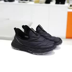 [롯데백화점]베어파우 [여성] EIRA 에이라 4CM 핑거프리 덕다운 기모 패딩슬립온 블랙 0729001RD-W