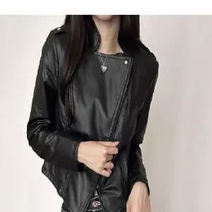 가죽자켓 점퍼 간절기 바람막이 라이더자켓 여자자켓 아웃도어 케쥬얼 청바지코디