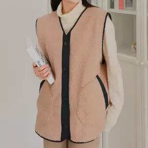 아이우먼 도톰한양털배색베스트 WBV925M512 빅사이즈