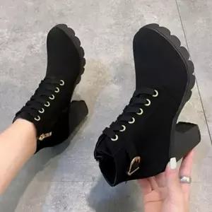 고급스러운 금속 융 하이힐 여성 구두 가을 패션 통굽