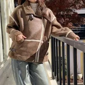 [다잇템] 여성 양모 FW 포근한 모임룩 무스탕 재킷24094999588872