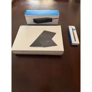 MICROFOST SURFACE 노트북 [세금포함] [정품] Pro 6 12.3 8th Gen 512GB HD , Intel i7, 16GB RAM - 번들 N