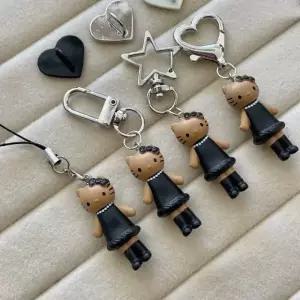 키다리고양이 키다리 롱 아크릴 고양이 캐릭터 인형 뽑기 소품샵 키링 열쇠고리 차키 가방고리 가방키링