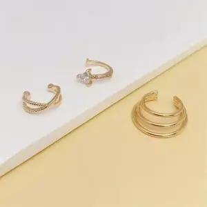 [토끼귀상점] 삼각 큐빅 꼬임 3줄 와이어 귀찌  3종 세트