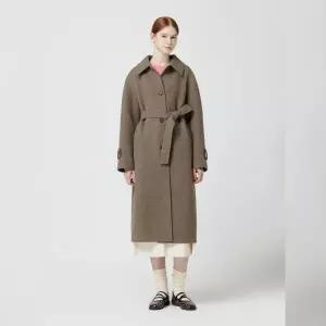 [롯데백화점]씨씨콜렉트 헤링본 싱글 벨티드 롱코트_C254MSG180