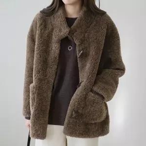 [마담4060]엄마옷 마담4060 모던베이직 벨론토글무스탕양털 데일리 여성 자켓-RJK2601001-..