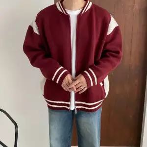 [모노폴로지]오버핏 투웨이 바시티 라운드넥 니트 집업 자켓 트레이닝 블루종 바람막이 가디건 맨투맨