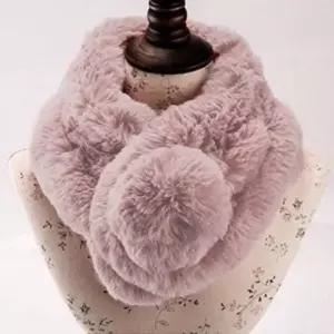 따듯해 방울 털 쁘띠 여성 목도리 퍼 겨울 머플러 방한 (WFK9FSE)