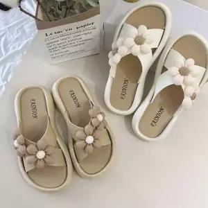 인기상품 가볍고 쿠션감 러블리 데일리 꽃송이 젤리 슬리퍼 [WFGF0Z5_260105]