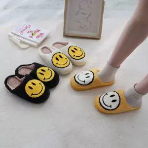 [하프클럽/]로에드 털슬리퍼 거실 스마일 실내화 학교