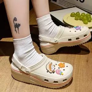 [하프클럽/]230 250 캐릭터파츠 EVA 슬리퍼 샌들 여자슬리퍼 발편